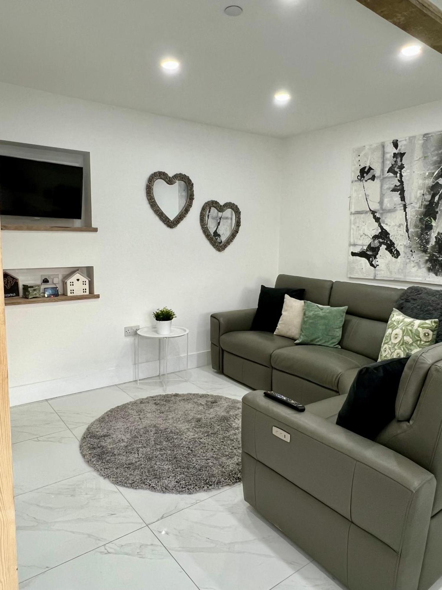 Vila Lewys Tai Bach Aberaman Exteriér fotografie