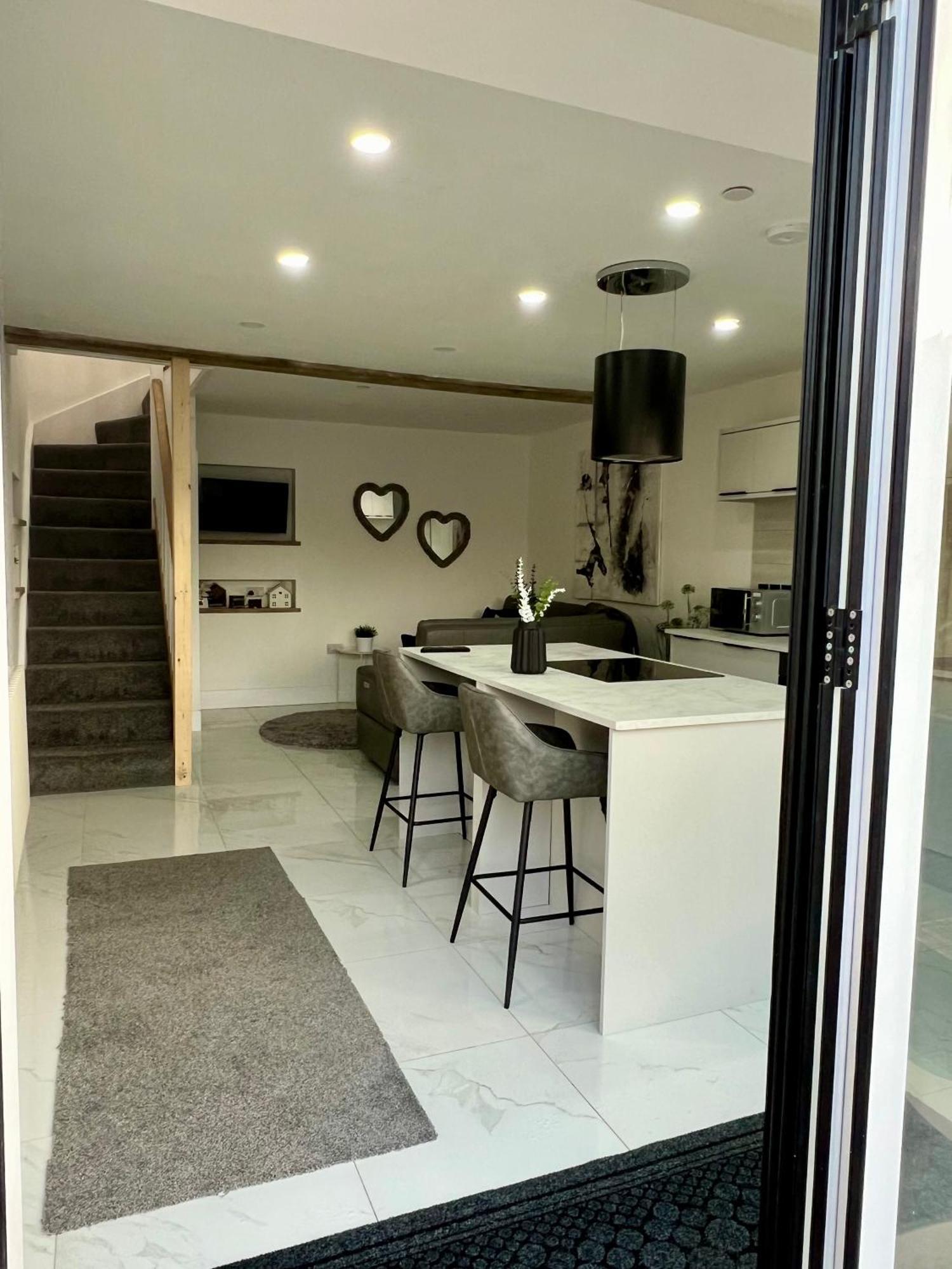 Vila Lewys Tai Bach Aberaman Exteriér fotografie